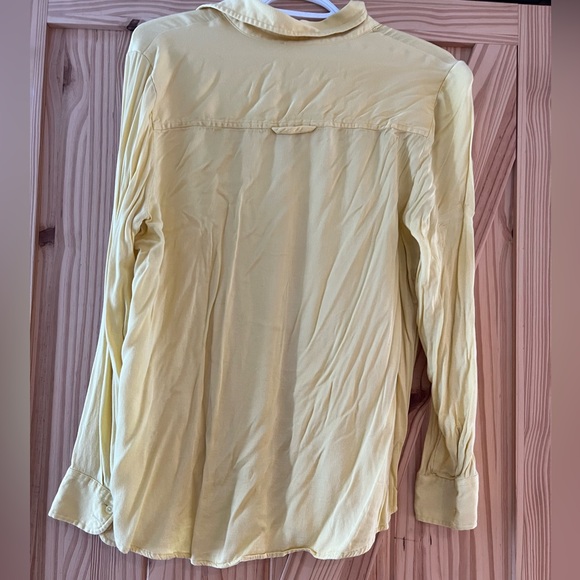 Light Yellow Button Up Top - Picture 2 of 3